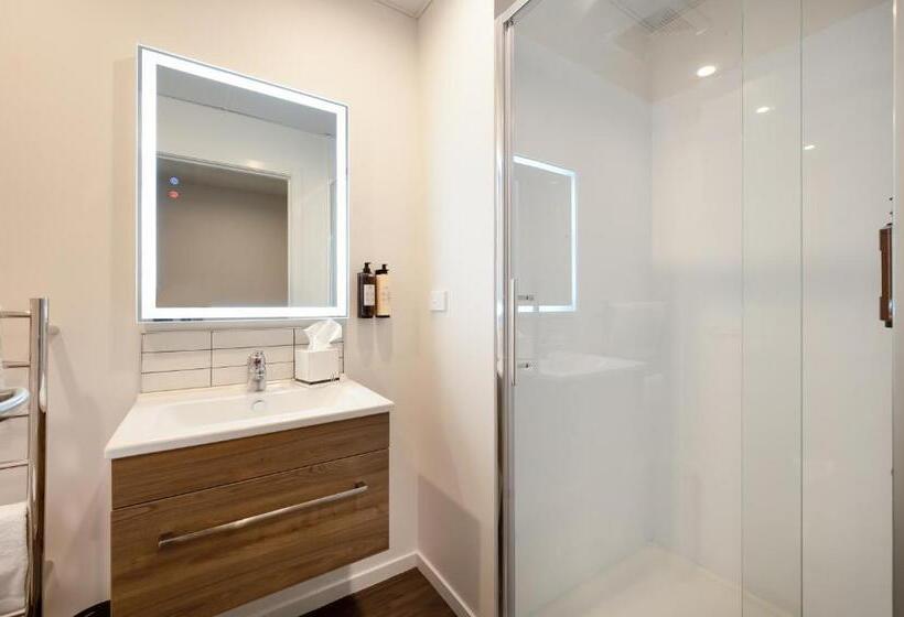 스탠다드 스튜디오 킹침대, Ramada By Wyndham Newmarket Auckland