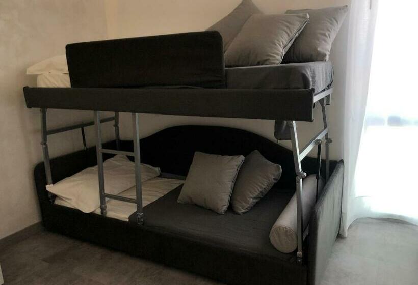 Четырехместный Номер Deluxe, Sesto Senso Home