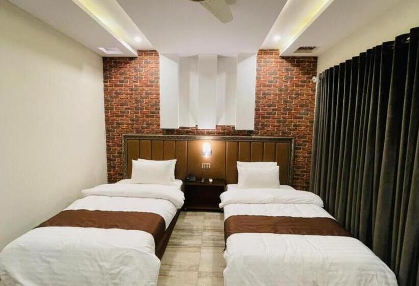 اتاق لوکس, Golden Sand Hotel Rahim Yar Khan