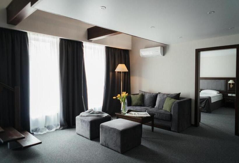 패밀리 스위트, Optima Collection Bergshloss Rivne