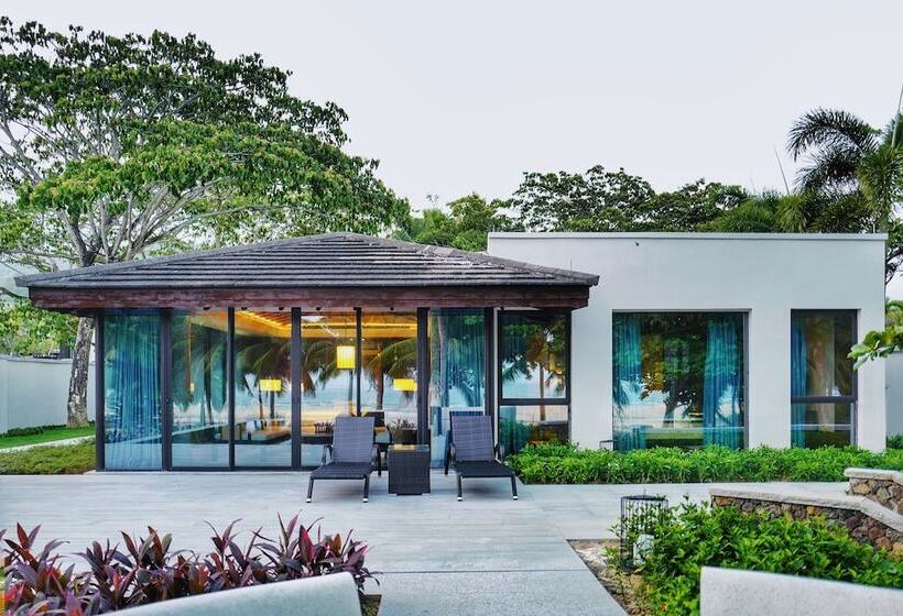 Вилла 2 Спальни Вид на Море, Le Méridien Shimei Bay Beach Resort & Spa