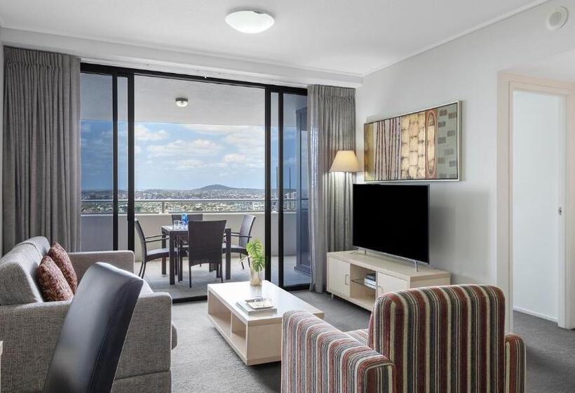 1 Bedroom Apartment River View, Oaks Brisbane Aurora Suites