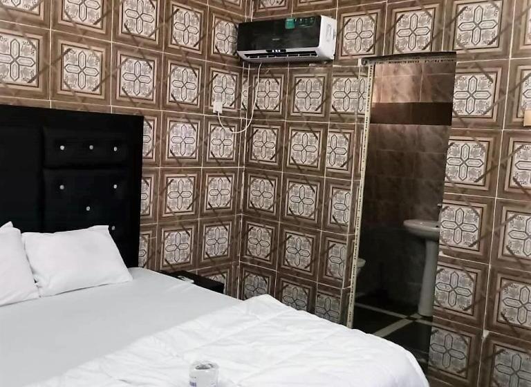 اتاق استاندارد با تخت بزرگ, Elites Lodge