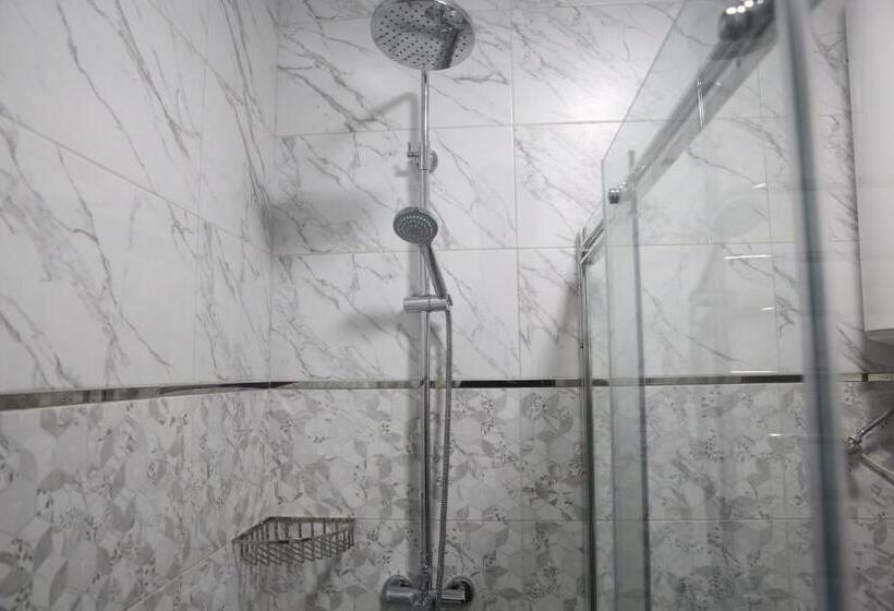 جناح جونيور, львівський