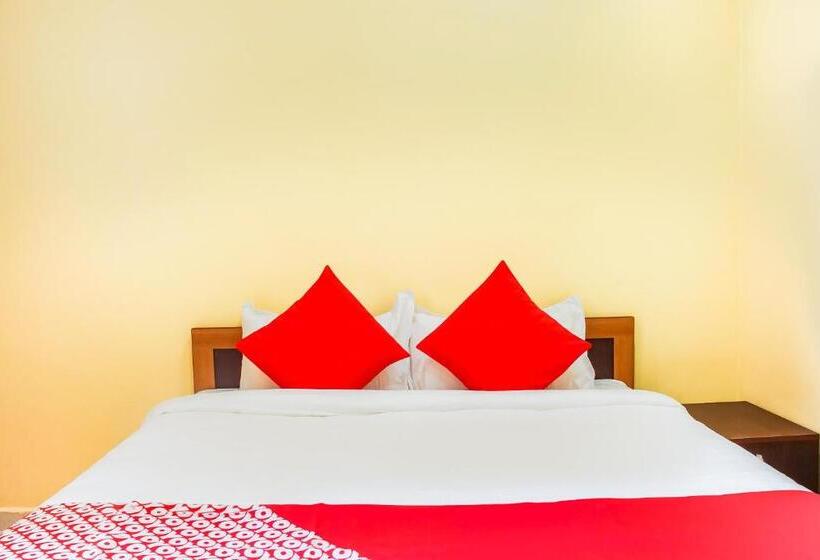 Трехместный Номер Классика, Oyo 60781  Rm