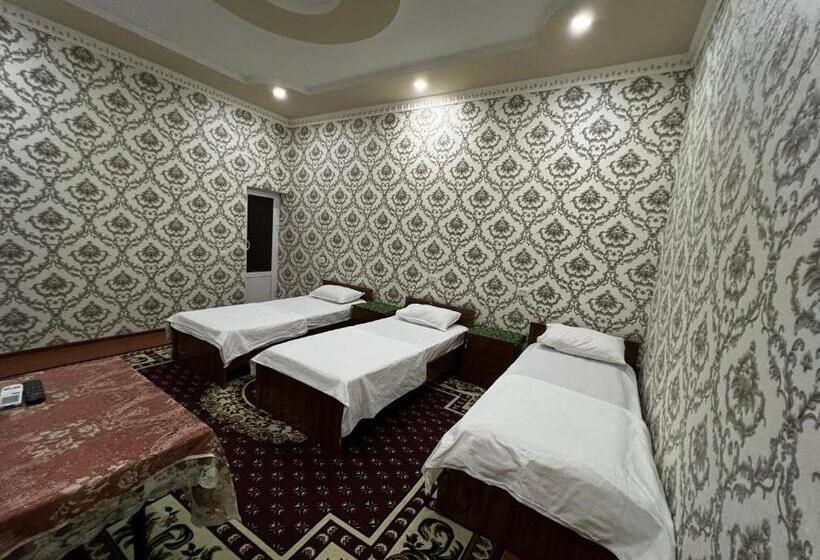 اتاق سوپریور سه تخته, Dilnura Guest House