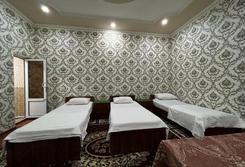 اتاق سوپریور سه تخته, Dilnura Guest House