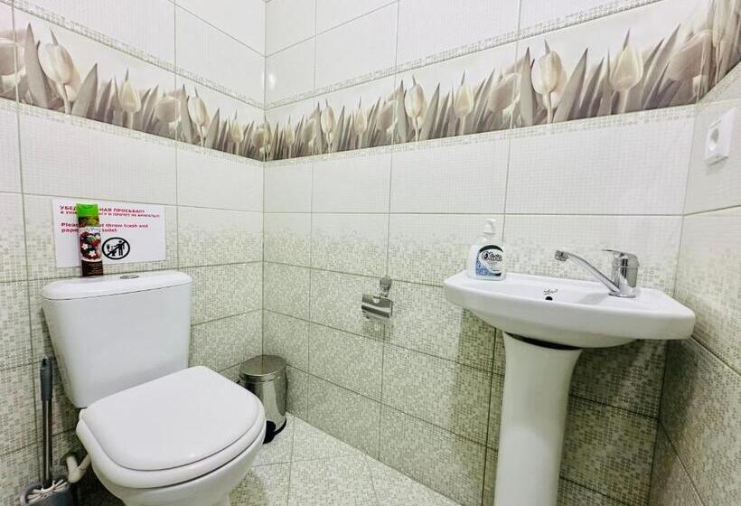 اتاق استاندارد چهار تخته, Dervish Hostel