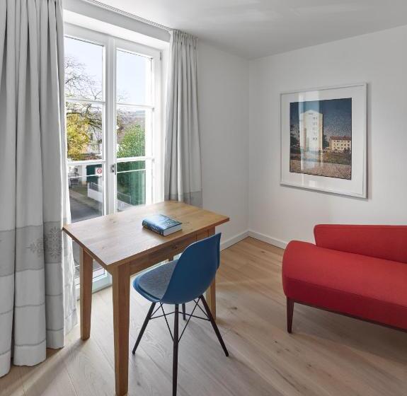 Дом 3 Спальни, Gästehaus Cantzheim