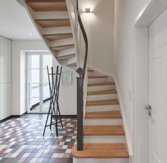 Дом 3 Спальни, Gästehaus Cantzheim
