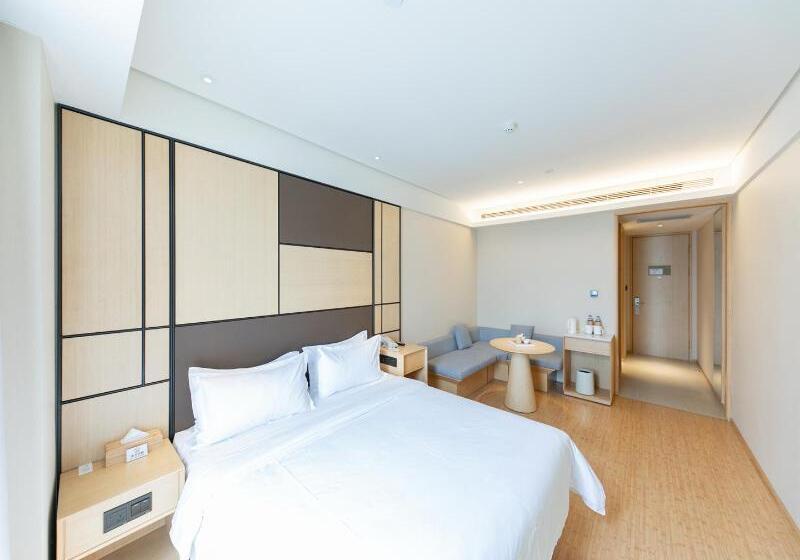 Номер Superior, Atour Hotel Zhengzhou Xinzheng International Airport