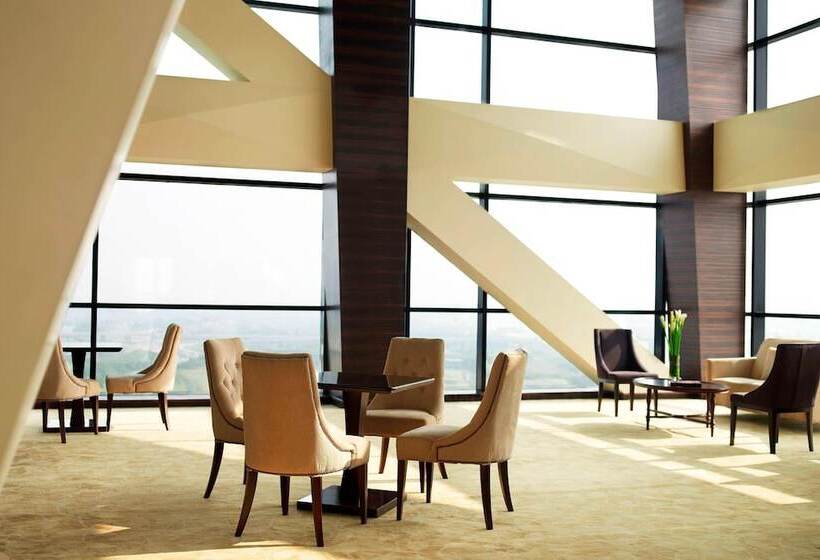 Номер Клуб, Sheraton Shunde