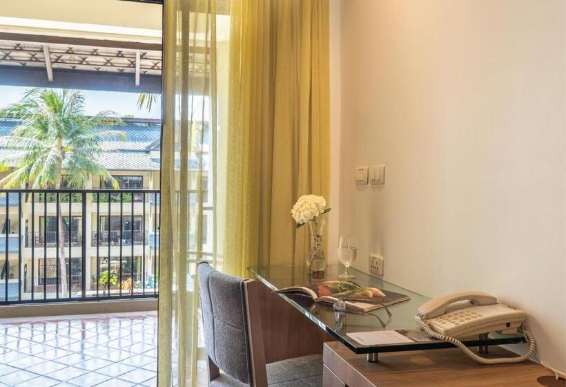 테라스 스위트, Radisson Resort And Suites Phuket