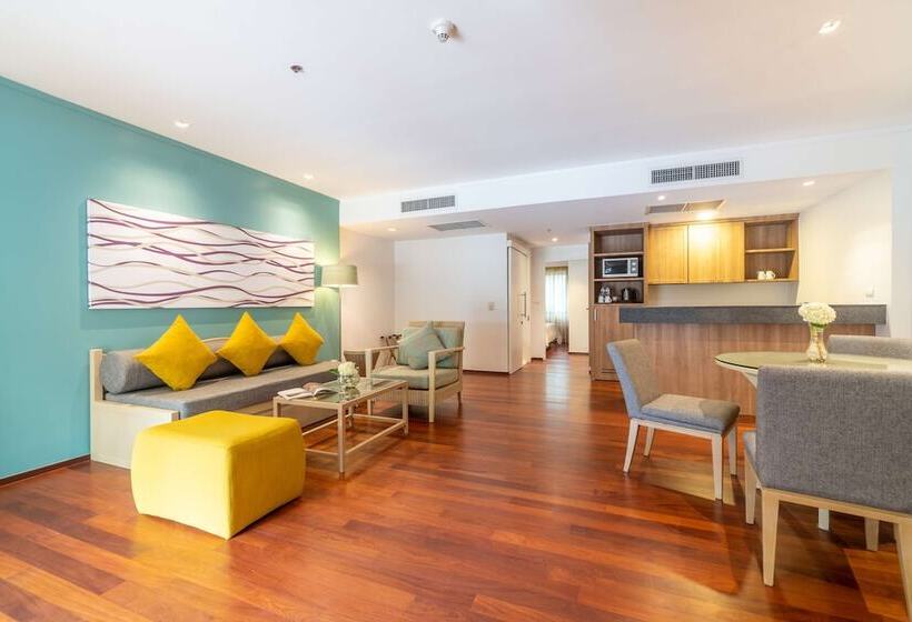 2 베드룸 패밀리 스위트, Radisson Resort And Suites Phuket