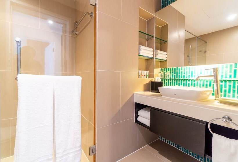 3 베드룸 프리미엄 스위트, Radisson Resort And Suites Phuket