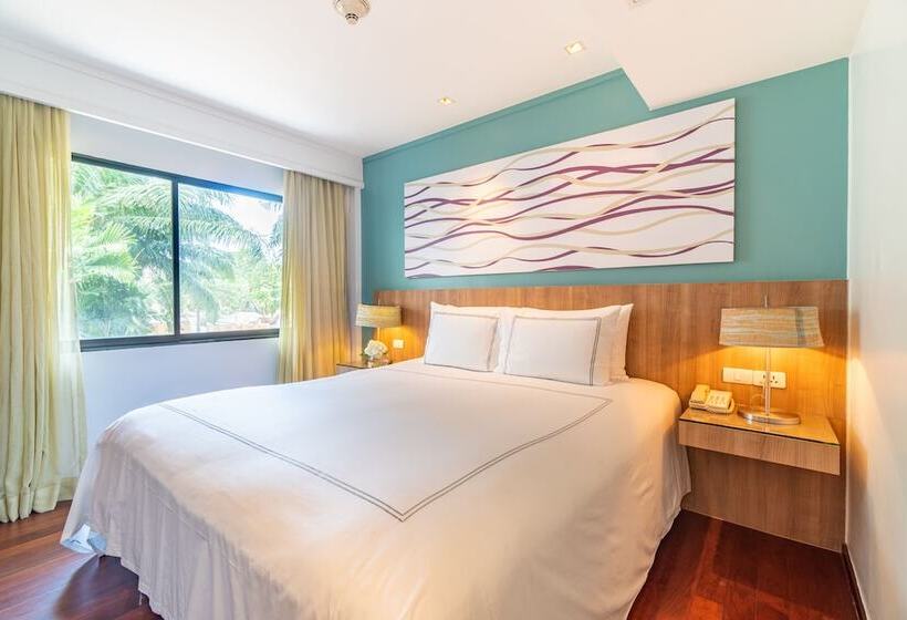 2 베드룸 패밀리 스위트, Radisson Resort And Suites Phuket