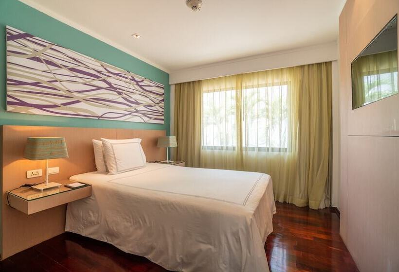 3 베드룸 프리미엄 스위트, Radisson Resort And Suites Phuket