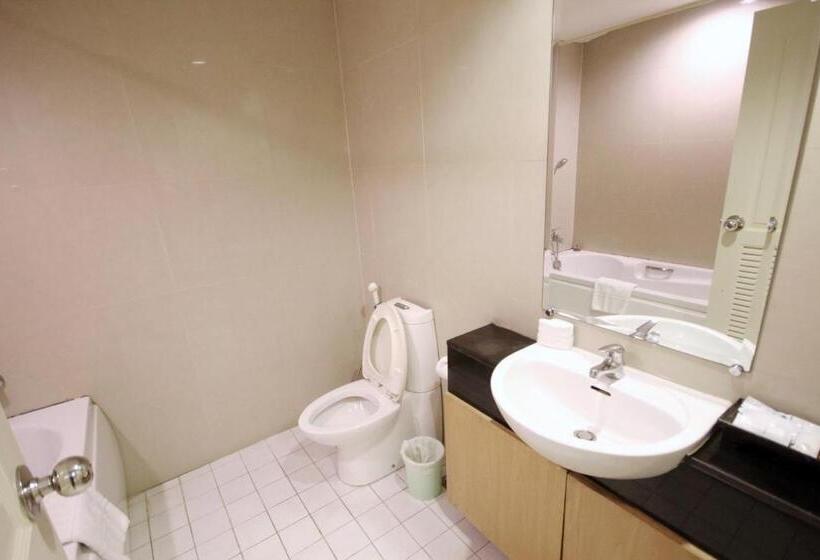 اتاق استاندارد, Hope Land Hotel Sukhumvit 24