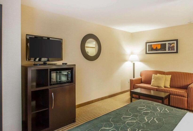 キングサイズベッドのスイートルーム, Comfort Suites Wenatchee Gateway