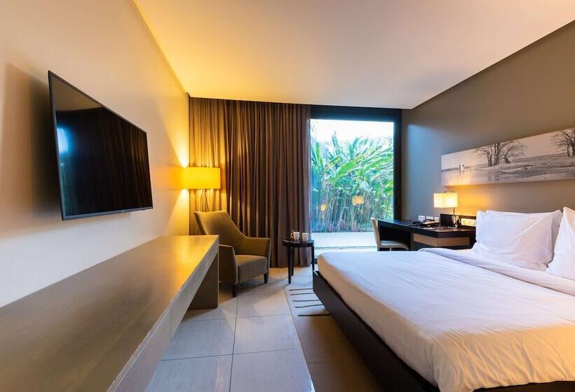 اتاق سوپریور با چشم‌انداز باغ, Radisson Blu Hotel, Dakar Sea Plaza