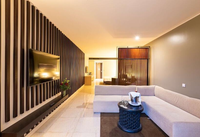 سوییت جونیور با چشم‌انداز دریا, Radisson Blu Hotel, Dakar Sea Plaza