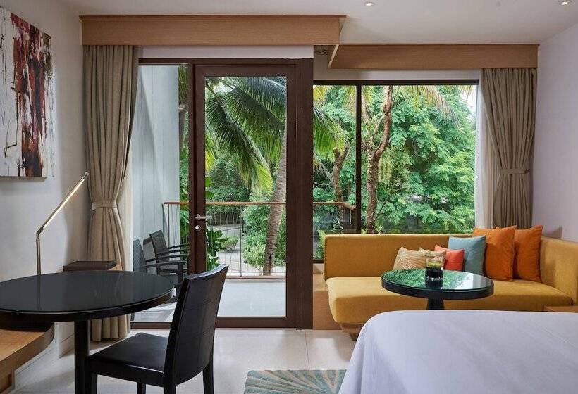 اتاق استاندارد با تخت دوبل, Renaissance Phuket Resort & Spa