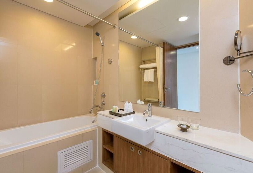 Люкс 2 Спальни, Splash Beach Resort, Maikhao Phuket   Sha Extra Plus