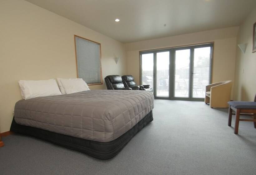 Апартаменты 3 Спальни, Asure Christchurch Classic Motel & Apartments
