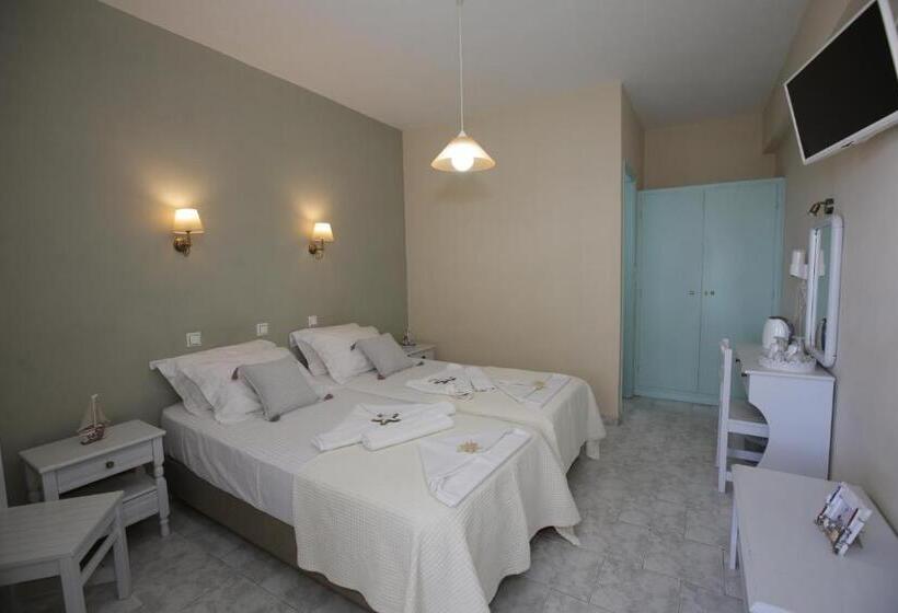 Номер Стандарт Боковой Вид на Море, Alexandra S Rooms