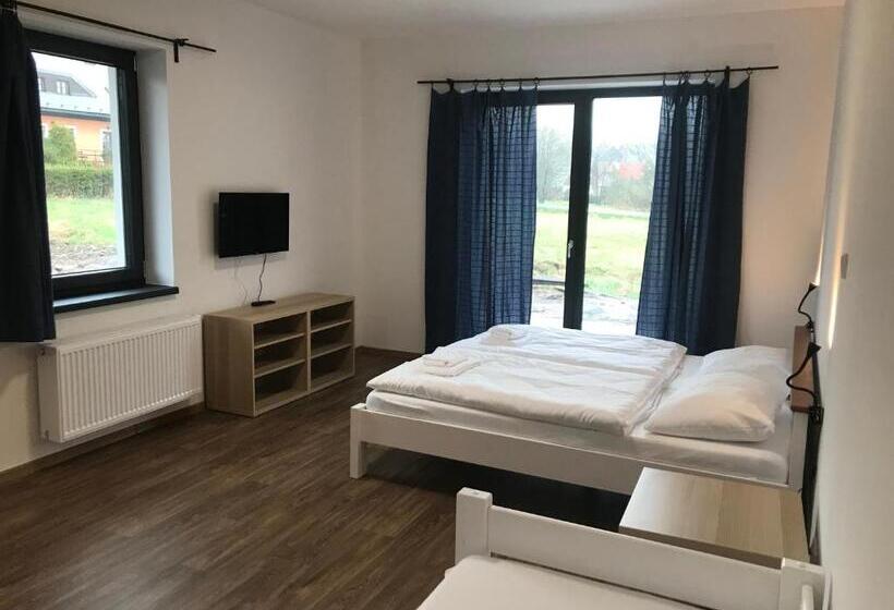 스탠다드 스튜디오 (테라스구비), Apartmány Na Handě