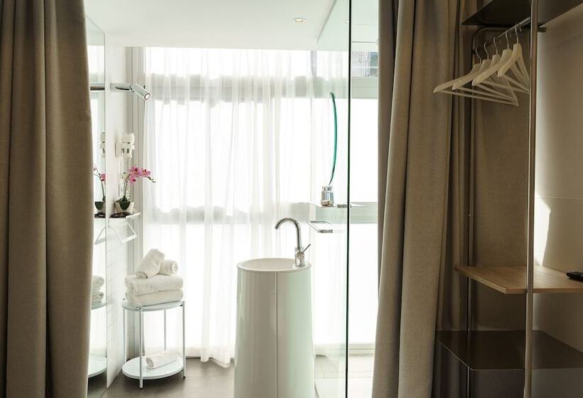 Номер Стандарт, Casa Lit Barcelona by Ona Hotels