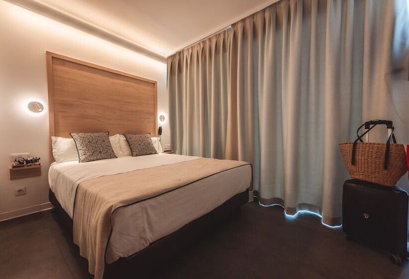Номер Basic, Casa Lit Barcelona by Ona Hotels