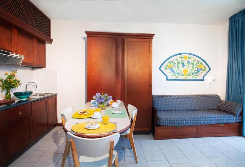آپارتمان 2 خوابه, Residenza Dei Cavalleggeri
