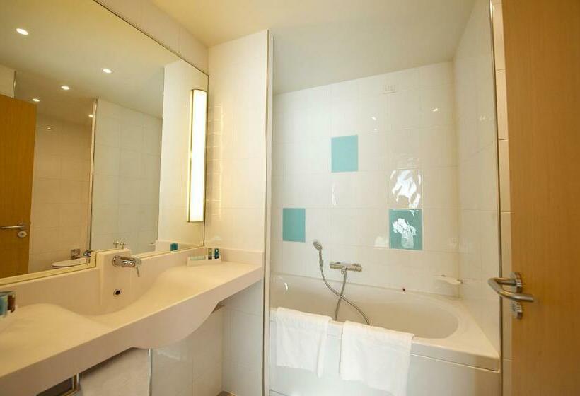 اتاق سوپریور, Novotel Salerno Est Arechi