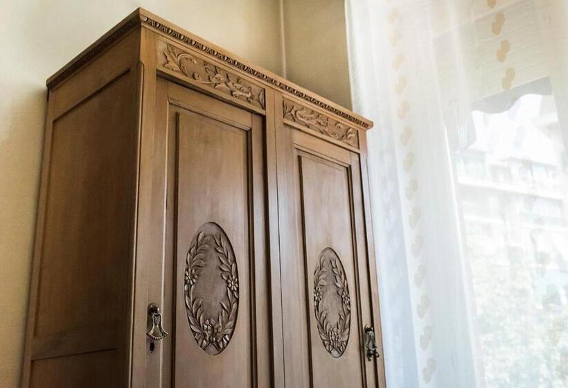 اتاق استاندارد یک نفره, Original