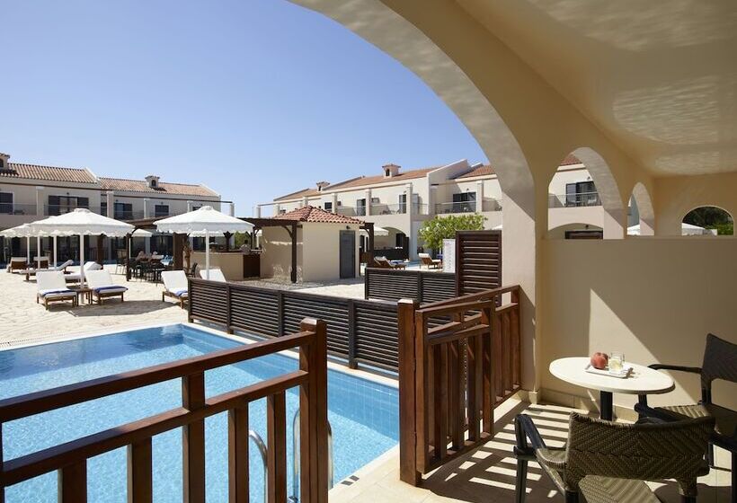 Семейный Номер, Roda Beach Resort & Spa