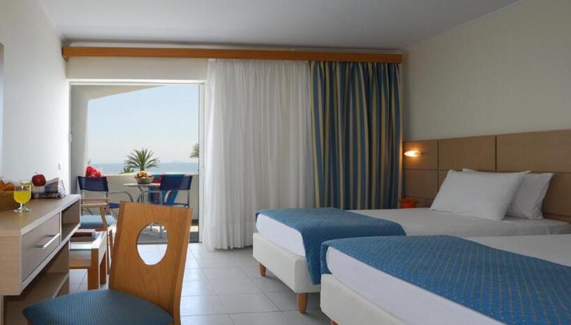 Семейный Номер, Kinetta Beach Resort And Spa