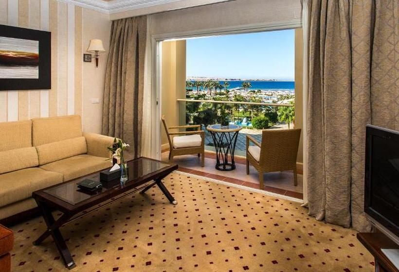 سوئیت با چشم‌انداز دریا و هیدروماساژ, Premier Le Reve Hotel & Spa Sahl Hasheesh   Adults Only 16 Years Plus