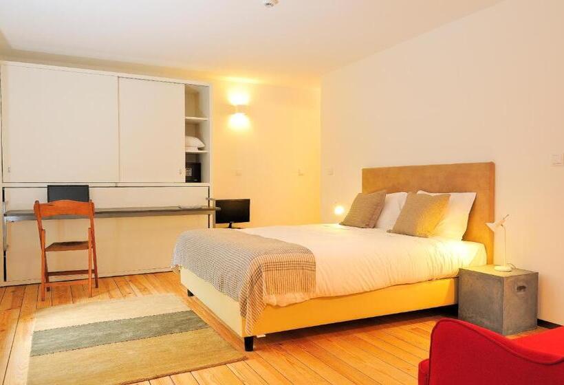 استودیوی استاندارد, Condes De Azevedo Palace Apartments