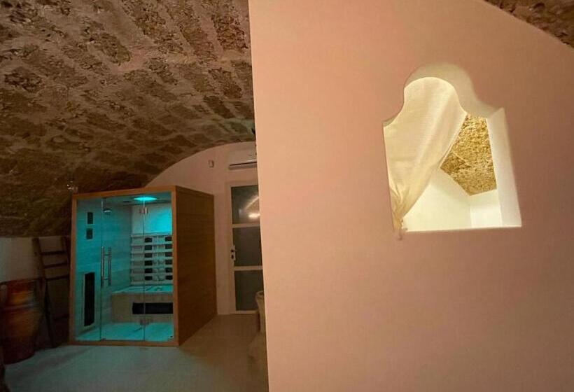 Люкс Вид на Бассейн, Corte Largo Lauro Dimore & Spa