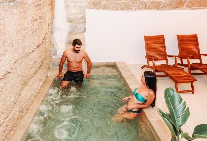 Люкс Вид на Бассейн, Corte Largo Lauro Dimore & Spa