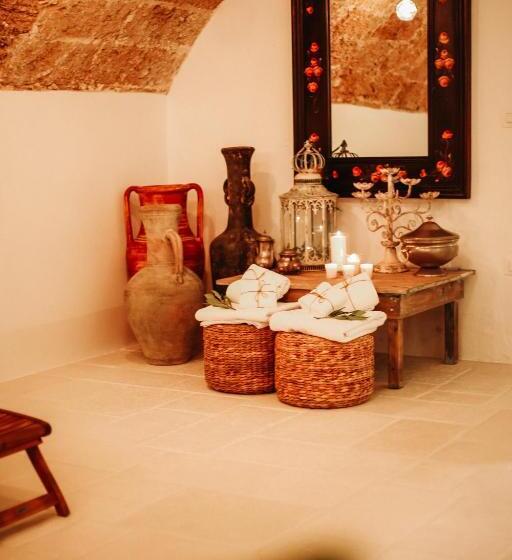 Люкс Вид на Бассейн, Corte Largo Lauro Dimore & Spa