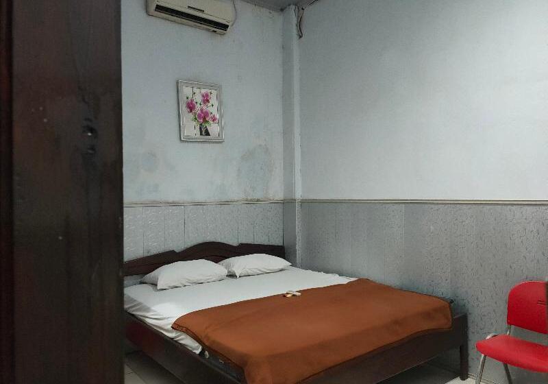 Номер Стандарт, Oyo 90529  Baruga Makassar