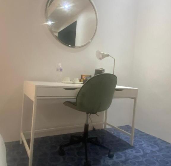 Студия Deluxe, Muse Boutique
