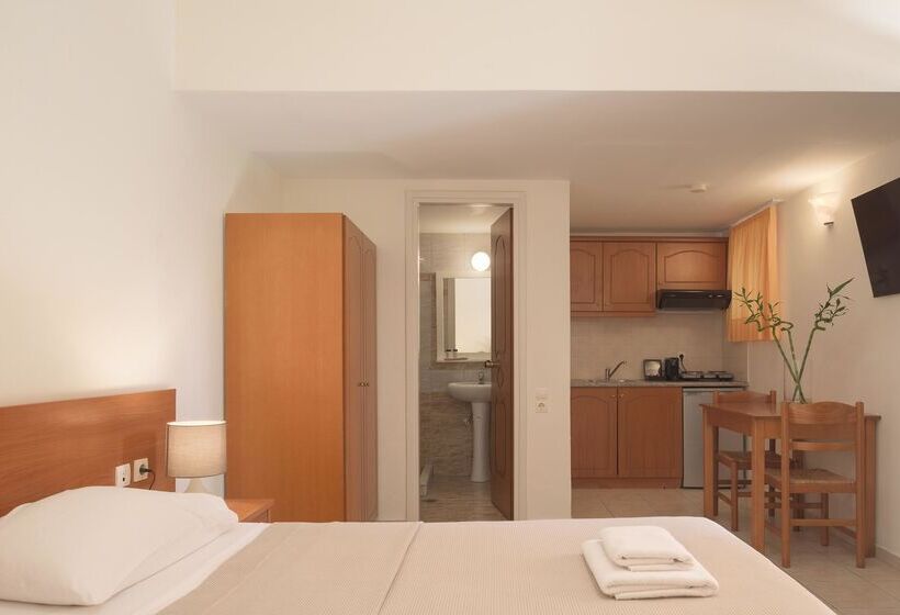 Студио Стандарт Вид на Сад, Asterias Village