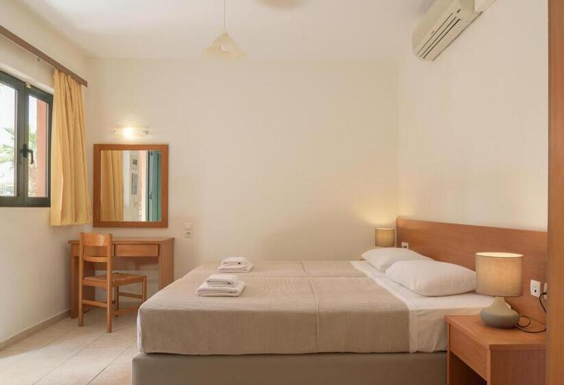 Студио Стандарт Вид на Сад, Asterias Village