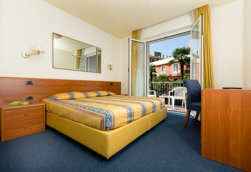 Номер Стандарт Вид на Сад, Brione Green Resort