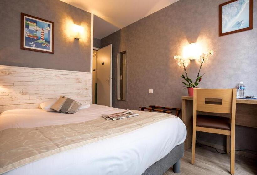 Номер Стандарт Индивидуальный, Brit Hotel Des Halles