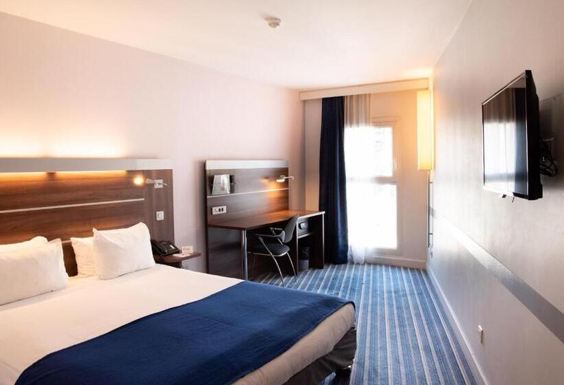 Номер Стандарт, Holiday Inn Express Marseille Saint Charles, An Ihg