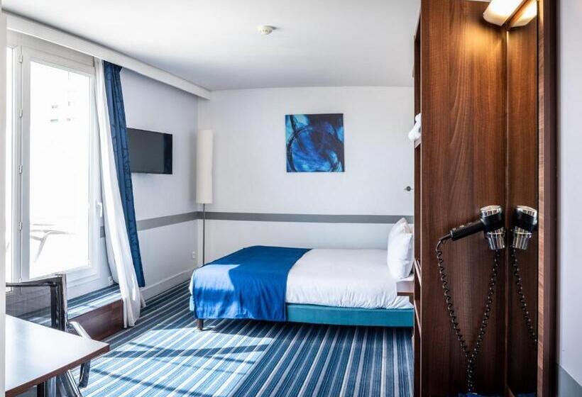 Номер Superior с Видом, Holiday Inn Express Marseille Saint Charles, An Ihg